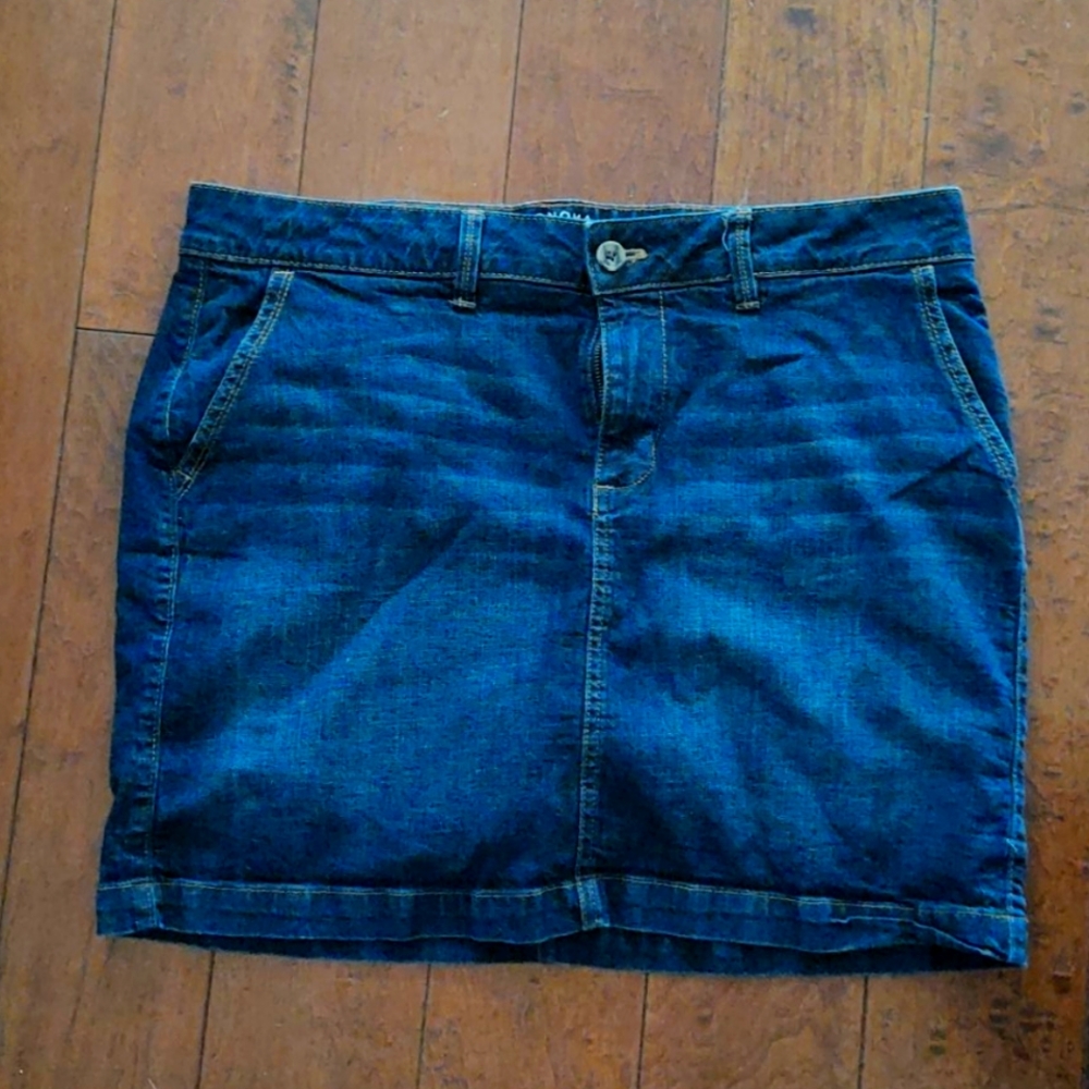 Jean skort